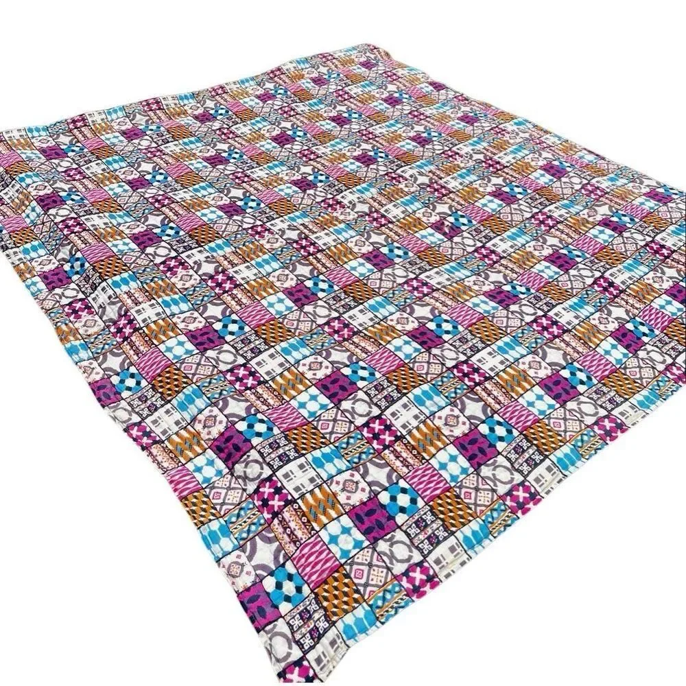 Patchwork Scrappy Quilt With Colorful Geometric Patterns Full/Double